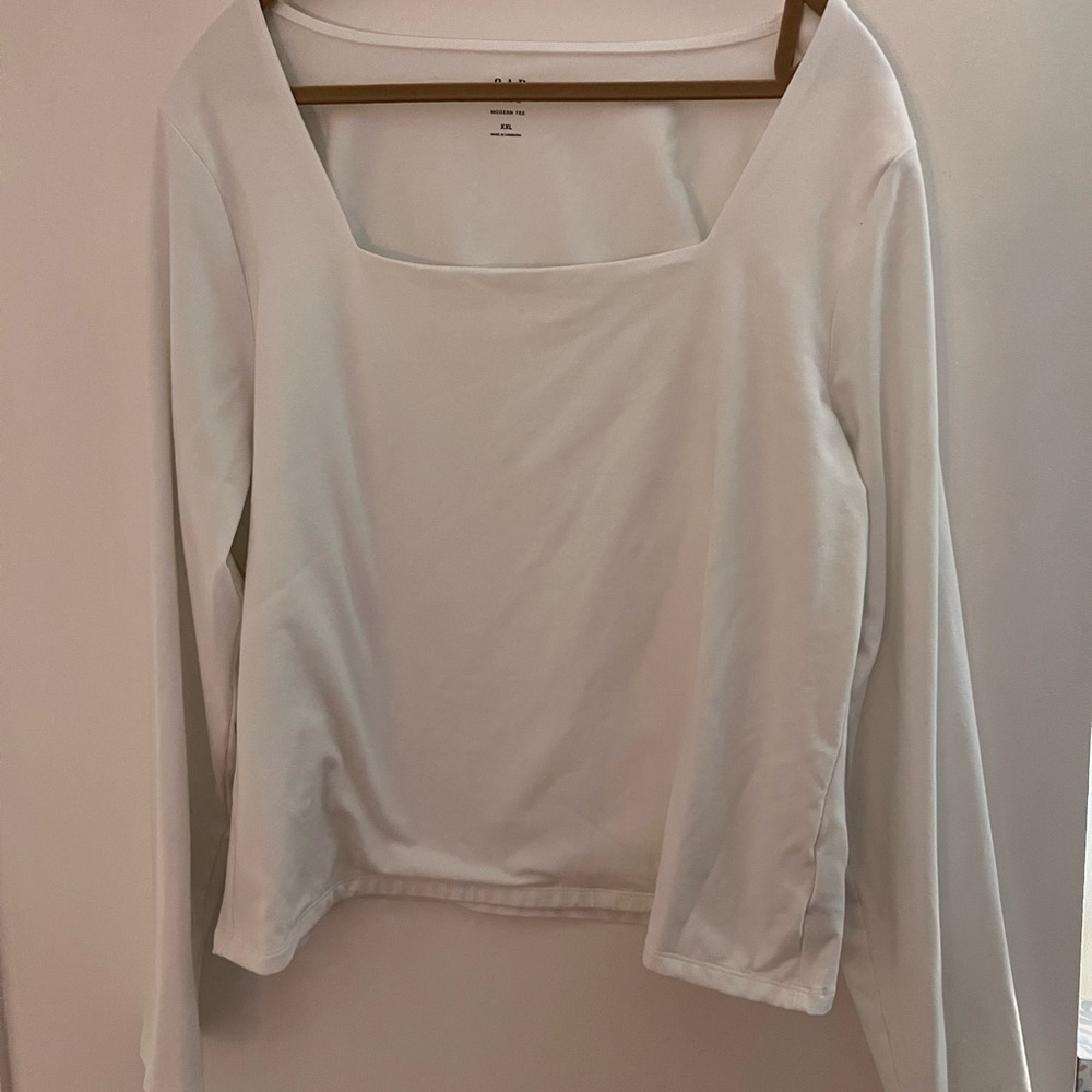 Elegant White Long Sleeve Top